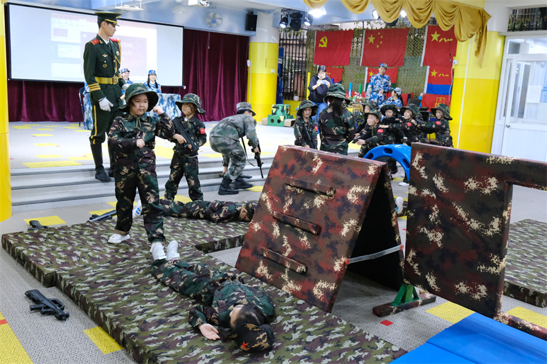 结营仪式上的情景剧表演.jpg