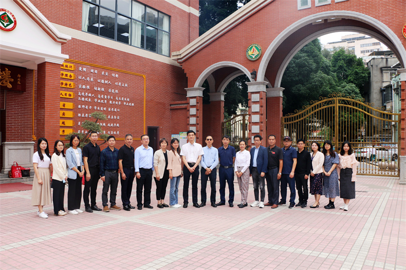 与会代表合照1.jpg