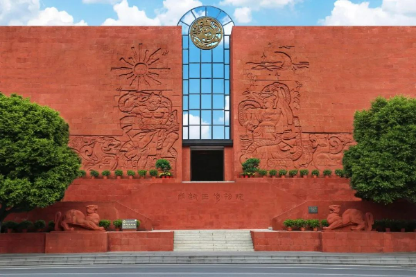 南越王博物院（王墓展区）.jpg